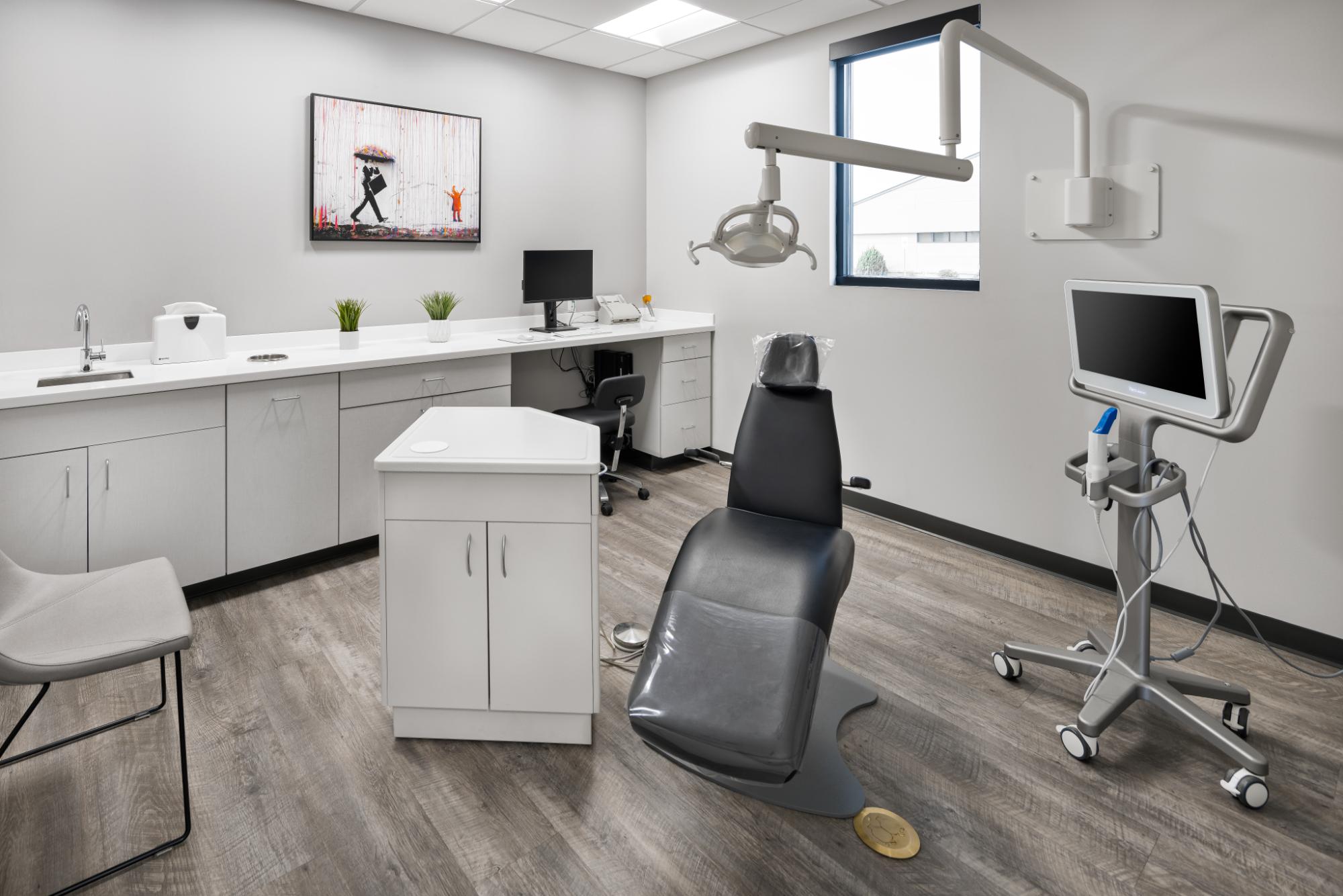 photo of orthodontic scanning station
